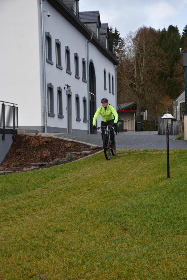 Postrelais Ardennes "Vintage" Leilighet Oudler Eksteriør bilde